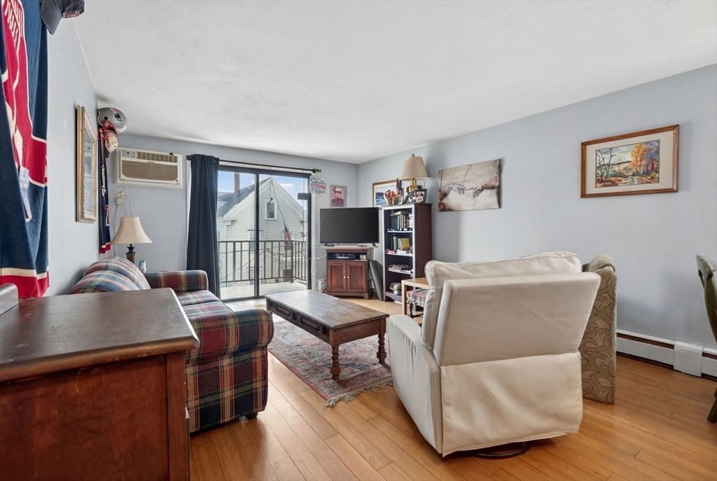 10-16 Stephen St # 5, Lynn MA 01902 photo 8