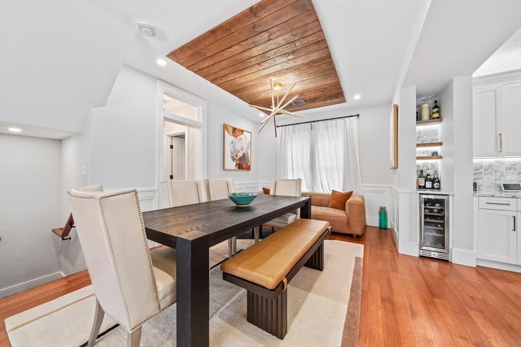 Condominium at 300 Elliot Street # 2, Newton MA 02464, photo 9 of 42
