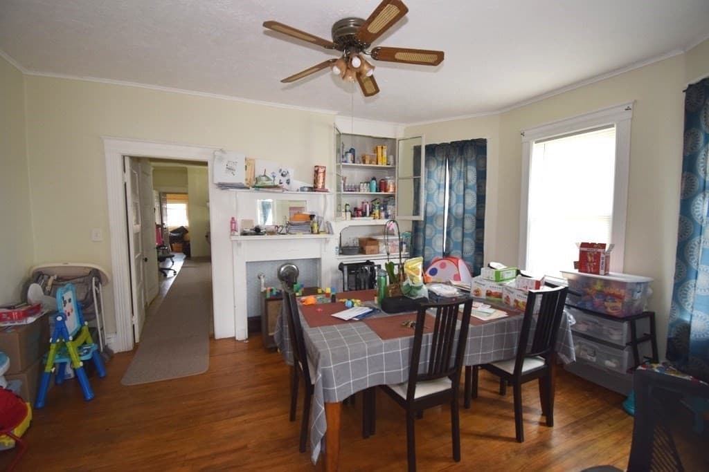 3 Family at 6 Pelham Street, Worcester MA 01609, photo 15 of 28