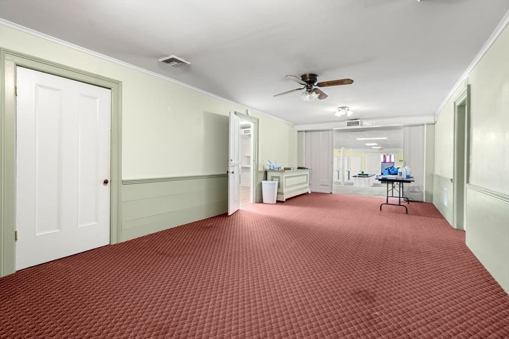 437 Main St, Southbridge MA 01550 photo 18