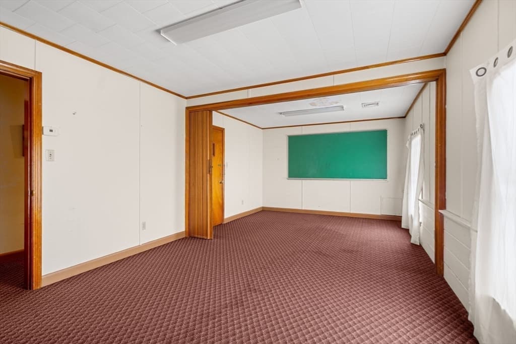 437 Main St, Southbridge MA 01550 photo 21