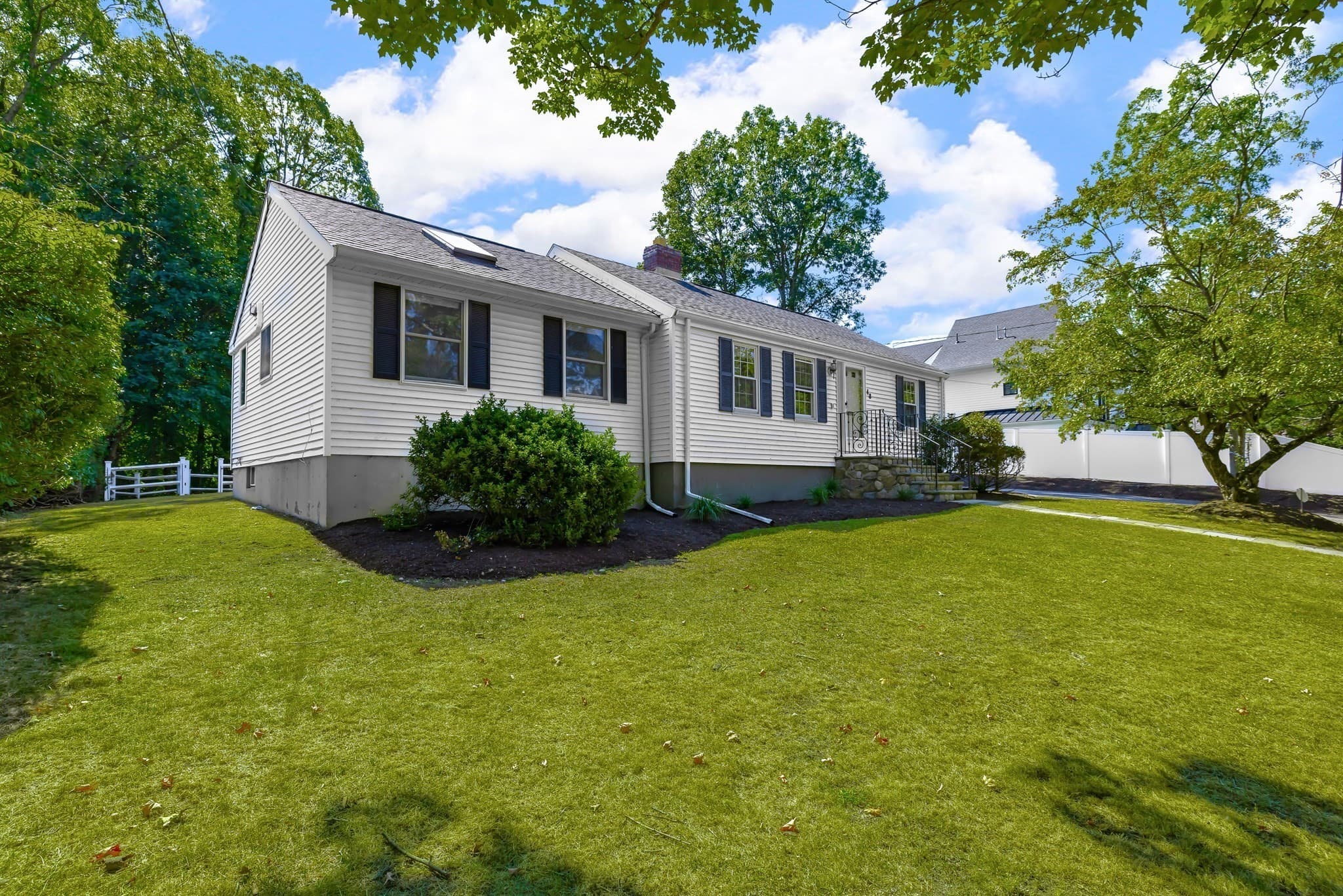 Single Family Residence at 48 Taylor, Needham MA 02494, photo 3 of 35