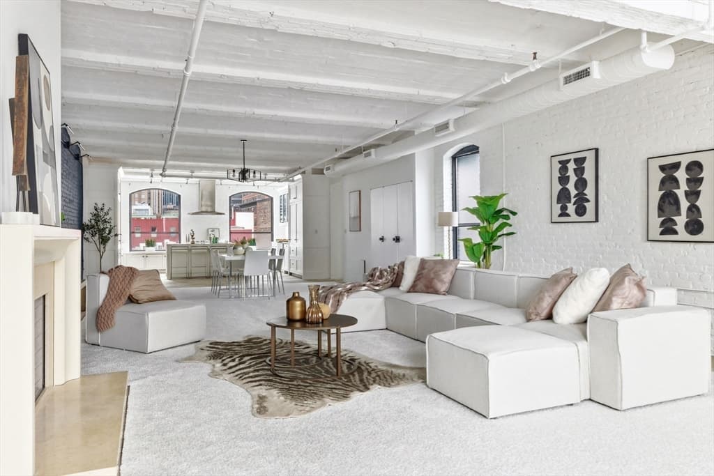 Condominium at 121-123 Beach St # 803, Boston MA 02111, photo 5 of 30
