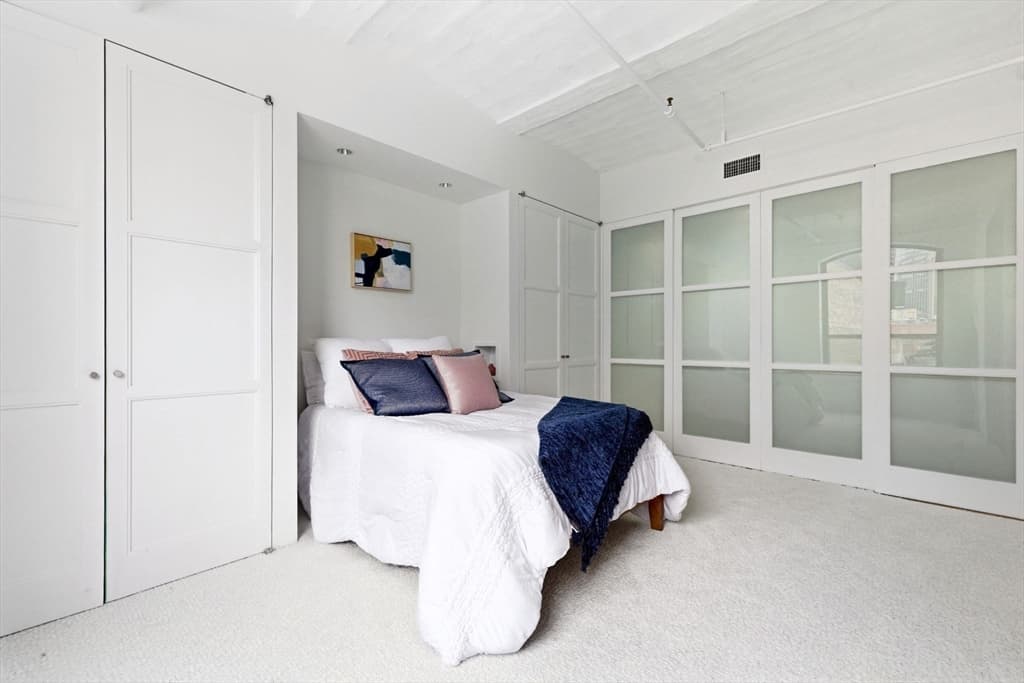 Condominium at 121-123 Beach St # 803, Boston MA 02111, photo 21 of 30
