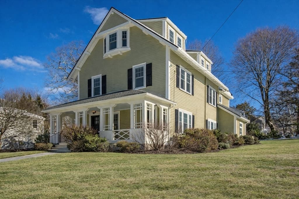 28 Green St, Needham MA 02492