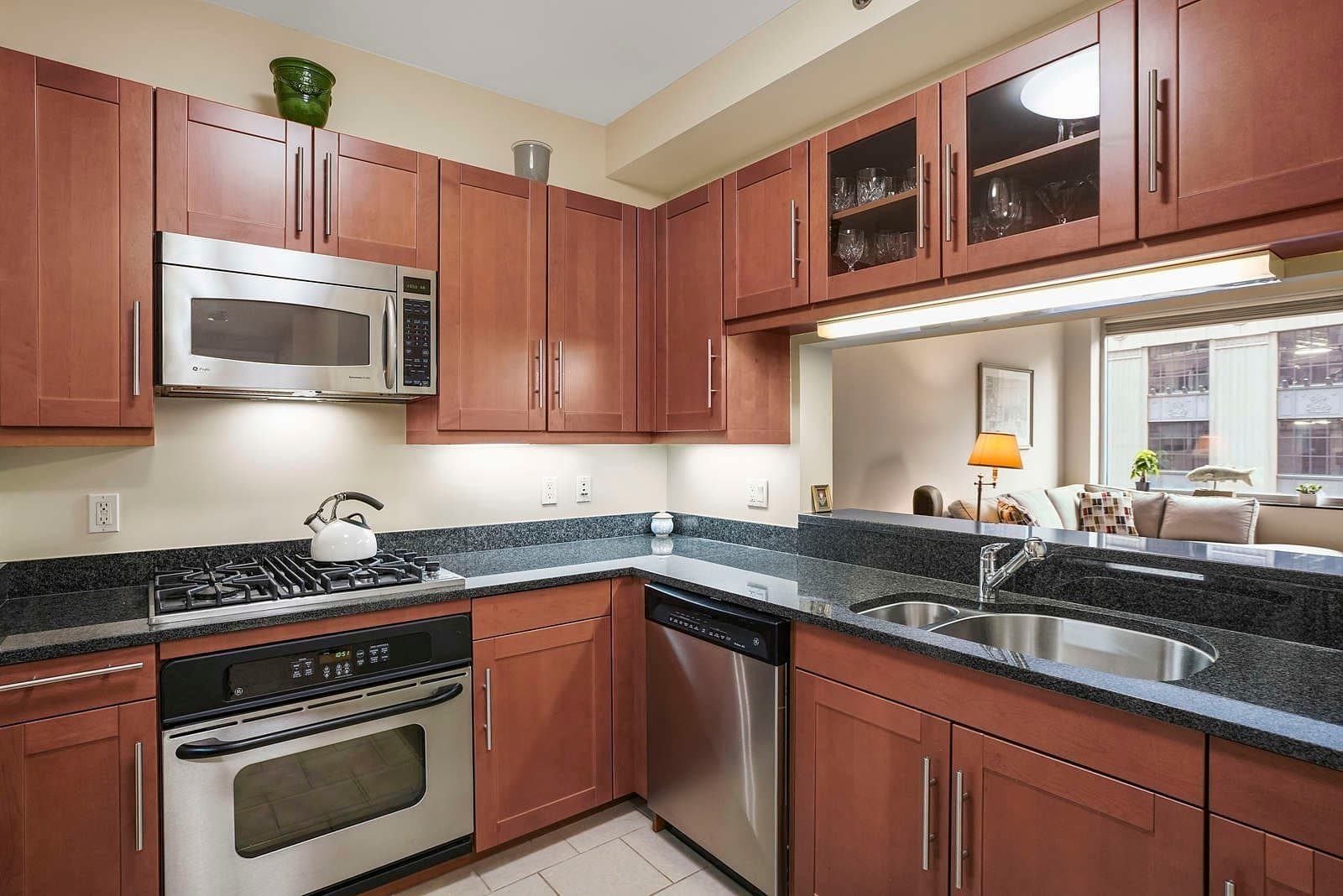 Condominium at 1 Charles St S # 602, Boston MA 02116, photo 3 of 16