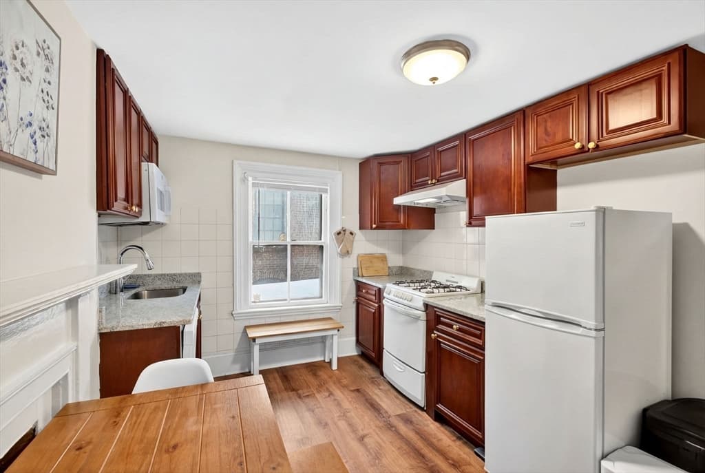 2 Family - 2 Units Up/Down at 49 Charles St, Boston MA 02114, photo 10 of 24