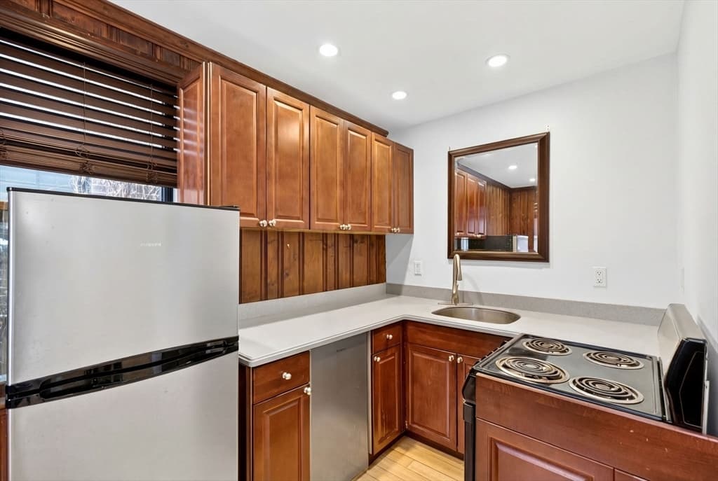 Commercial Sale at 49 Charles St, Boston MA 02114, Boston, photo 17 of 24