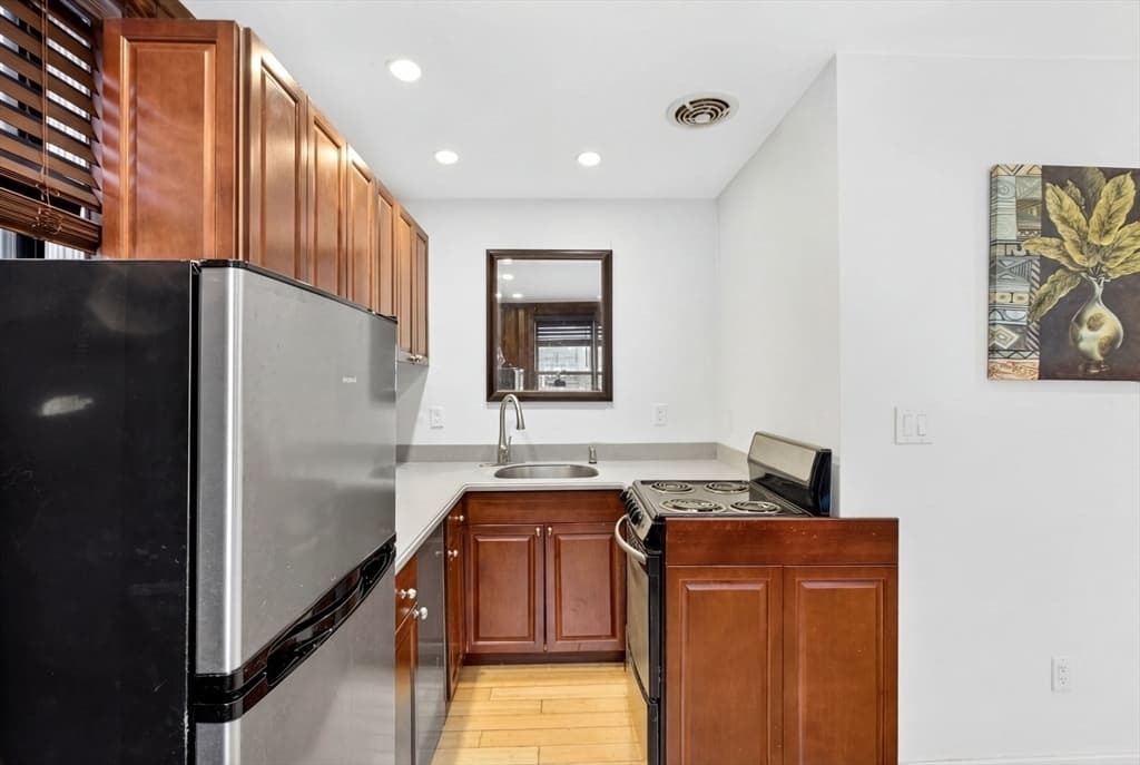 Commercial Sale at 49 Charles St, Boston MA 02114, Boston, photo 16 of 24