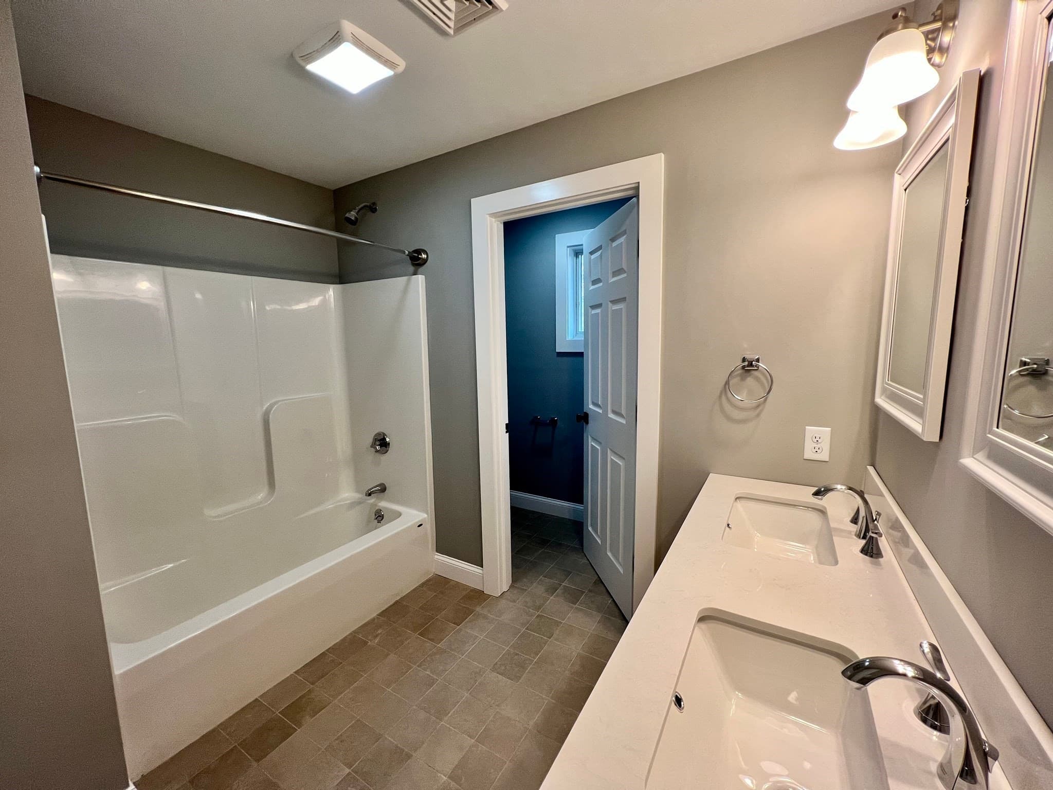 Condominium at 1617 Plymouth St # 3, East Bridgewater MA 02333, East Bridgewater, photo 24 of 28