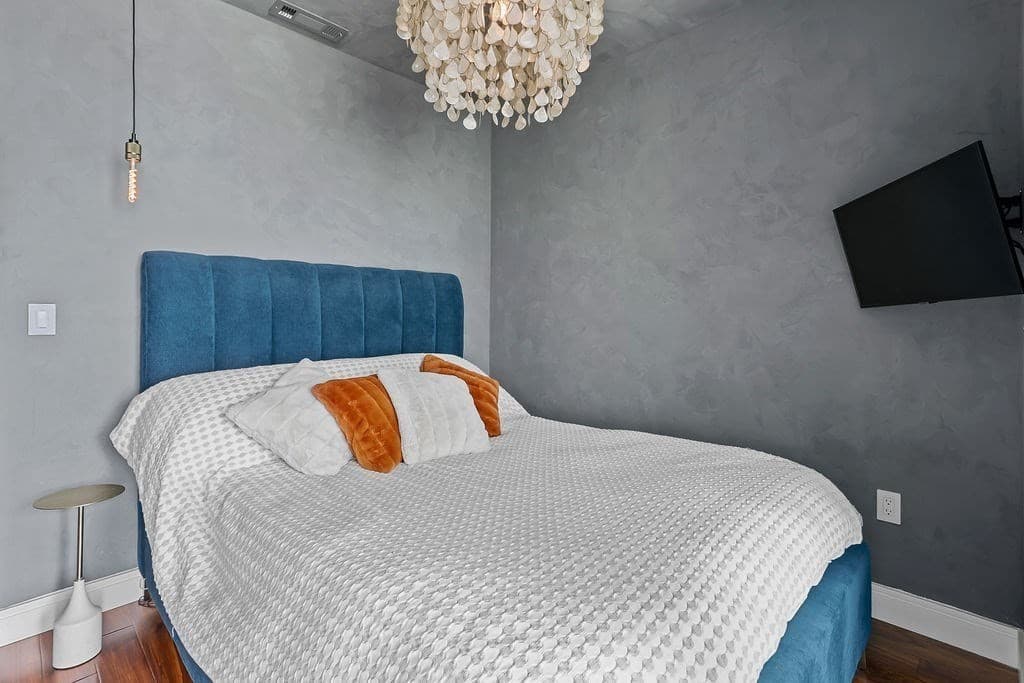 Condominium at 99 Sumner St # 623, Boston MA 02128, photo 7 of 15