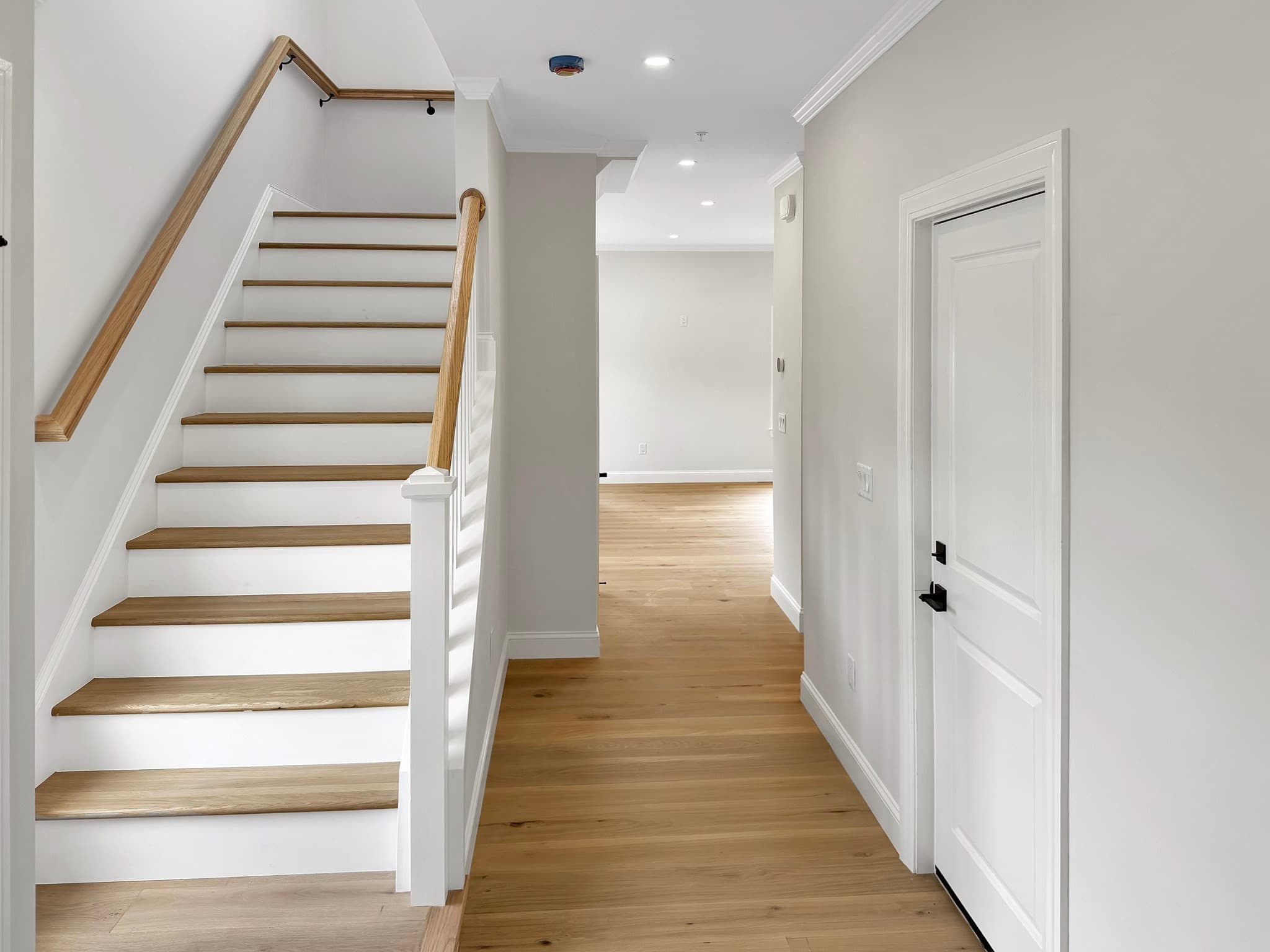 Condominium at 3 Whitman Circle # 3, Bellingham MA 02019, photo 5 of 19
