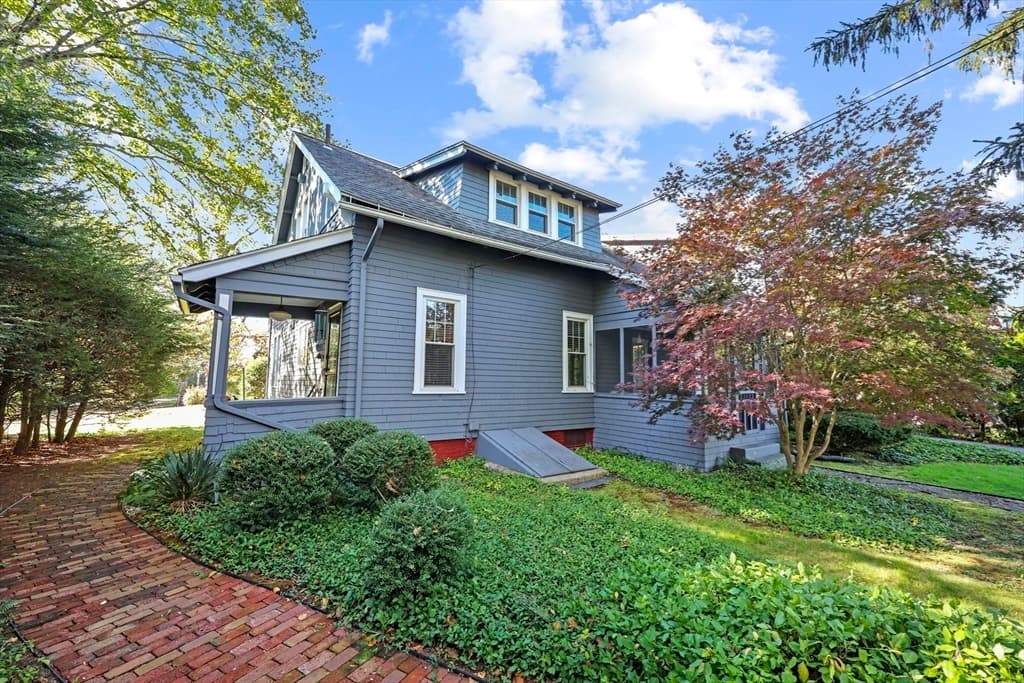 Single Family Residence at 1435 Longmeadow Street, Longmeadow MA 01106, photo 31 of 36