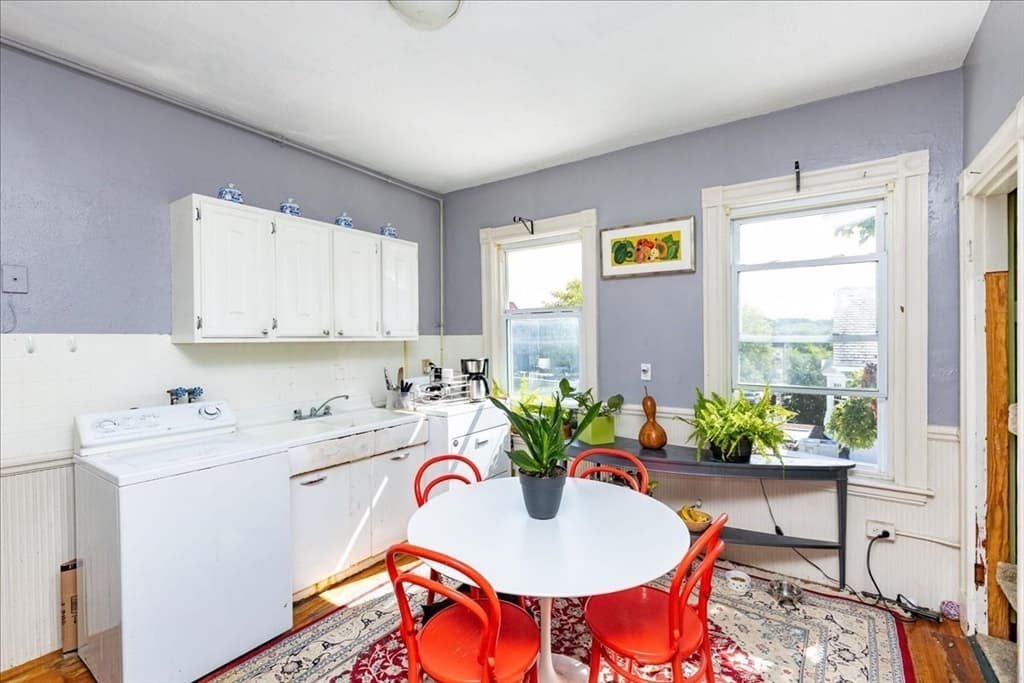 Condominium at 55 South St # 3, Boston MA 02130, photo 2 of 10