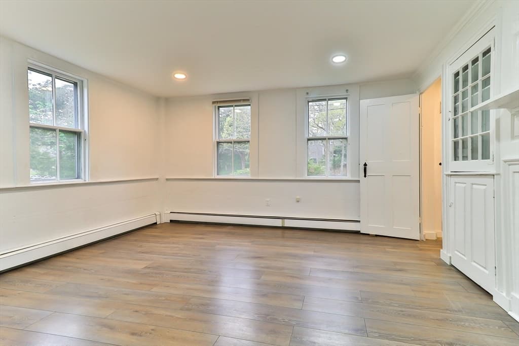Single Family Residence at 194 Main St, Dennis MA 02638, photo 6 of 20