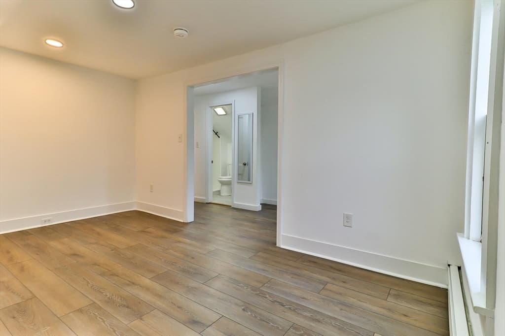 Single Family Residence at 194 Main St, Dennis MA 02638, photo 14 of 20