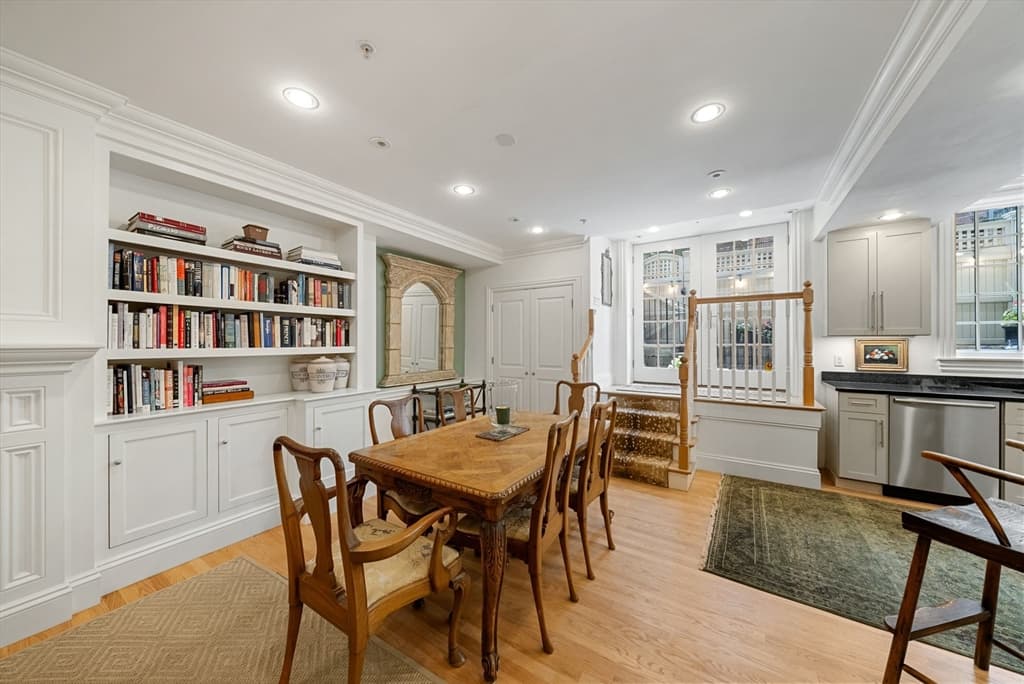 Condominium at 9-11 Worcester Sq # 1, Boston MA 02118, photo 5 of 36