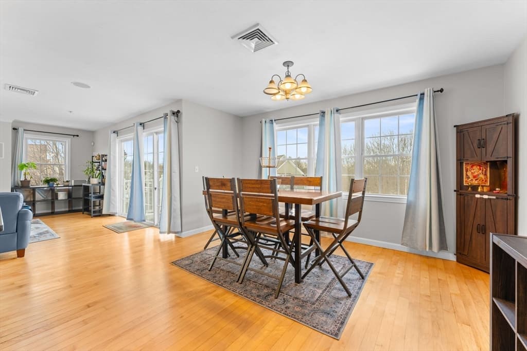 Condominium at 717 Hampton Way # 717, Abington MA 02351, photo 10 of 34