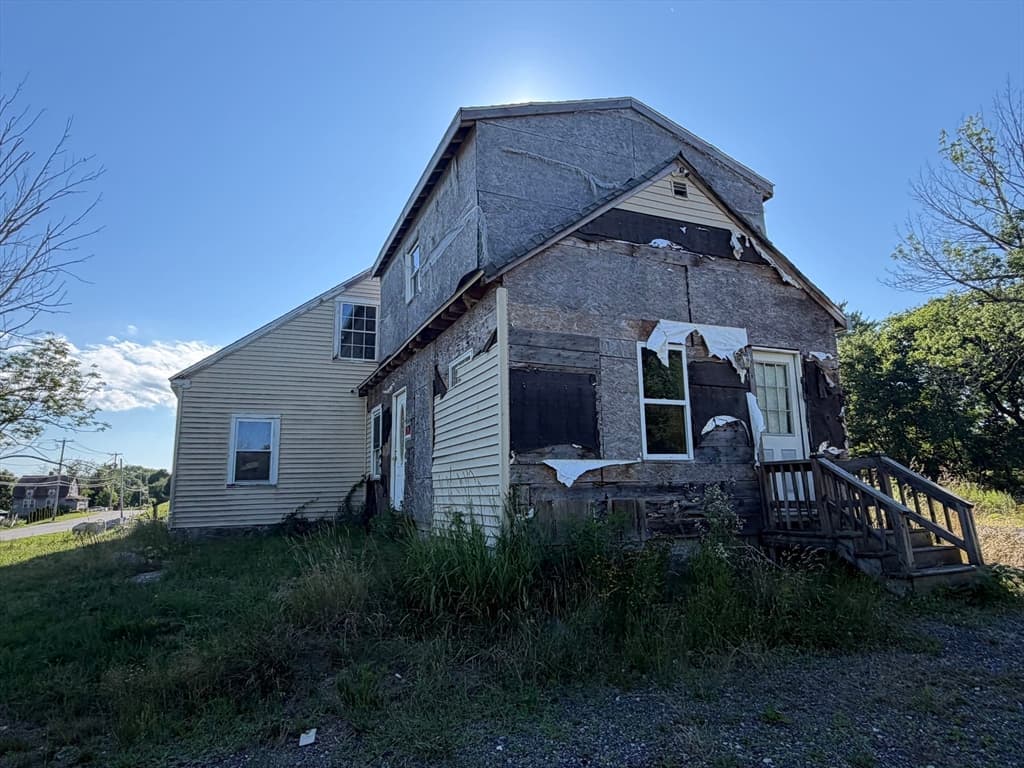 92 Chace Rd, Freetown MA 02717 photo 3