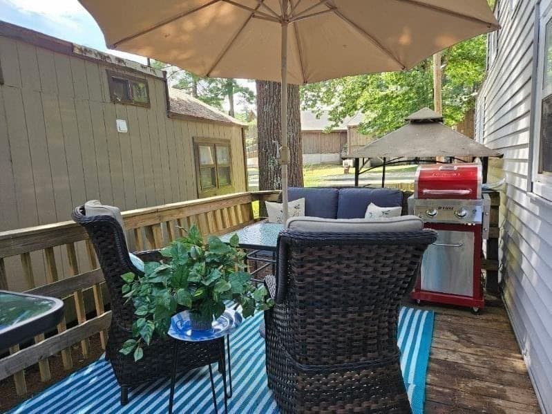 Mobile Home at 19 Mashapaug Rd # C29, Sturbridge MA 01566, photo 4 of 42