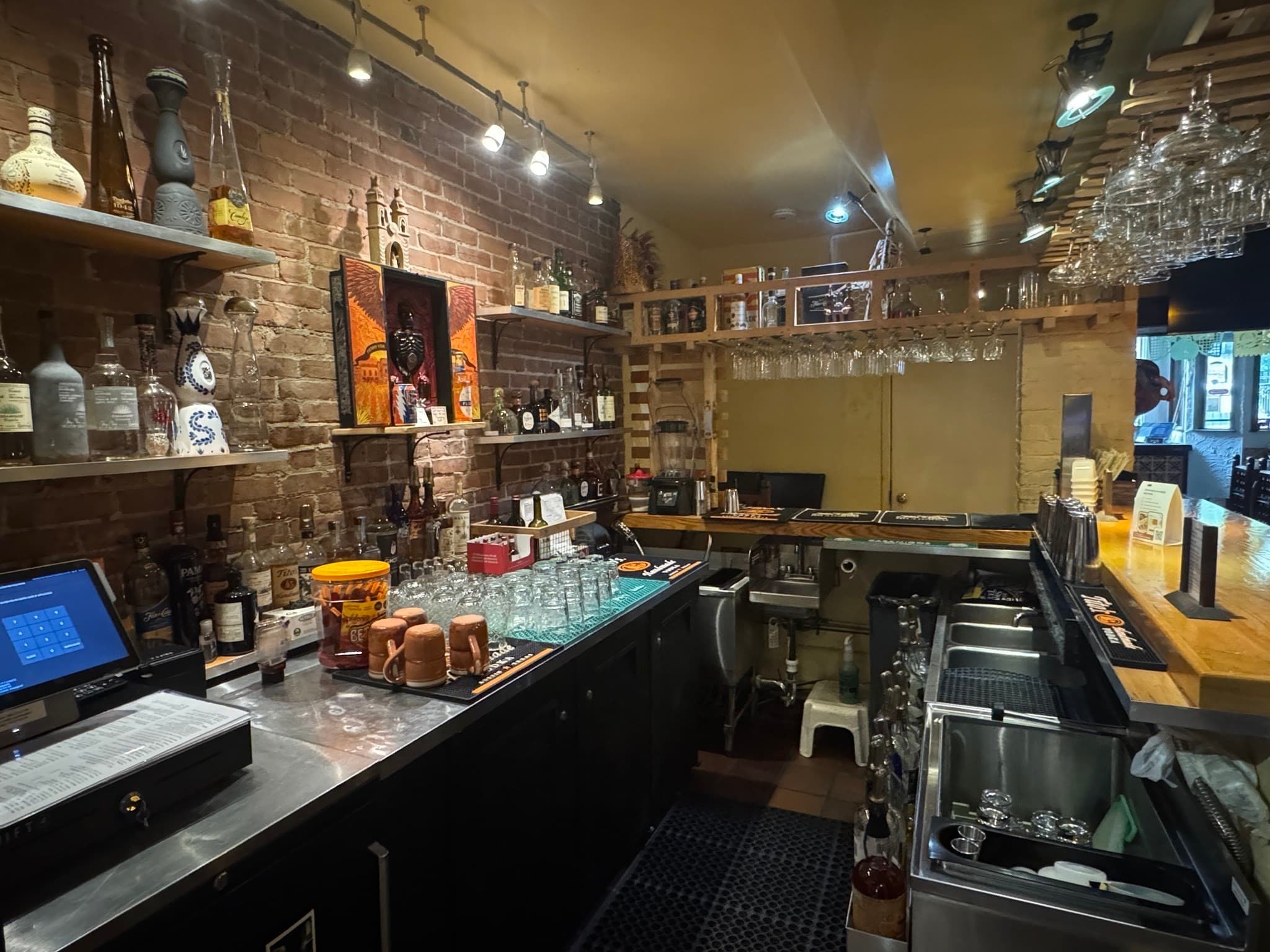 Business Opportunity at 914 Beacon St, Boston MA 02215, Boston, photo 10 of 19