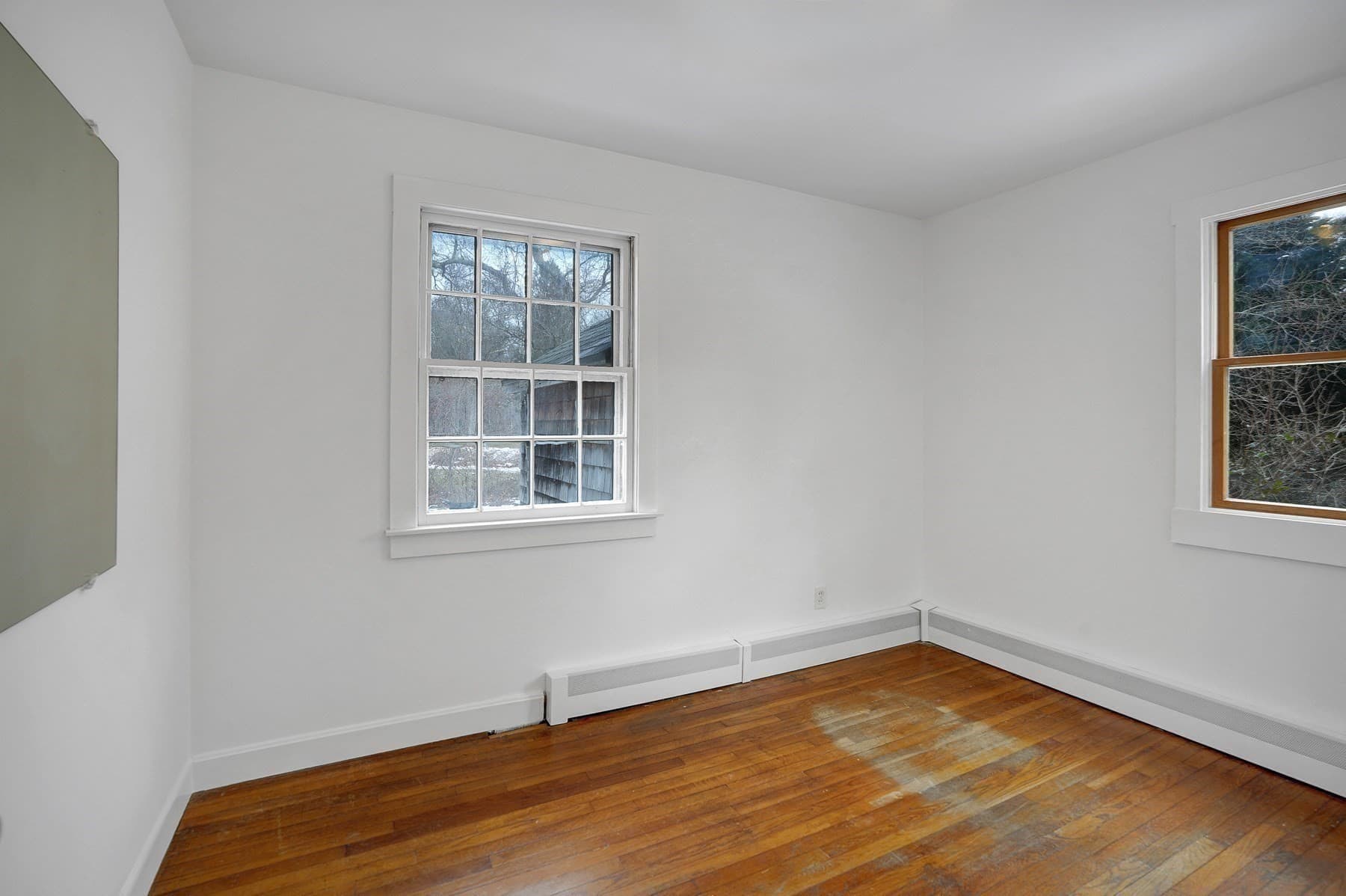 Single Family Residence at 22 Oklahoma Ave, Tisbury MA 02568, photo 12 of 21