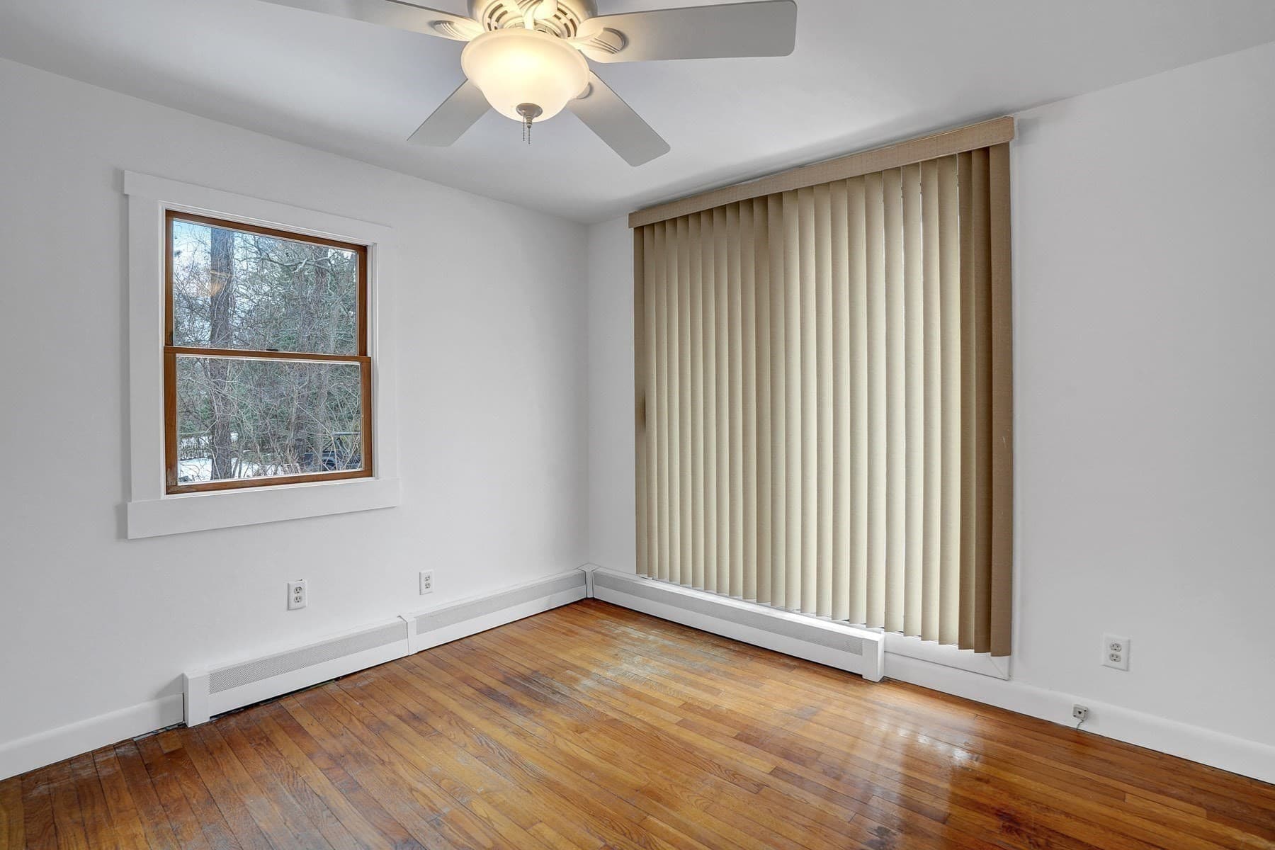 Single Family Residence at 22 Oklahoma Ave, Tisbury MA 02568, photo 9 of 21