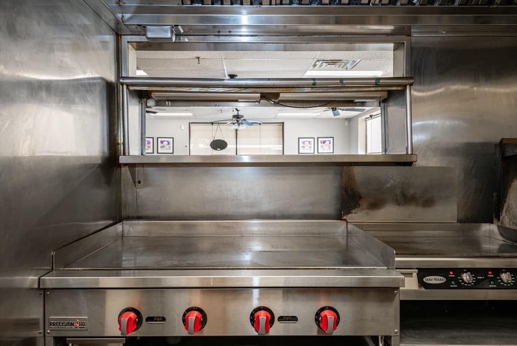 Business Opportunity at 9999999999 Main Street, Stoneham MA 02180, photo 6 of 11