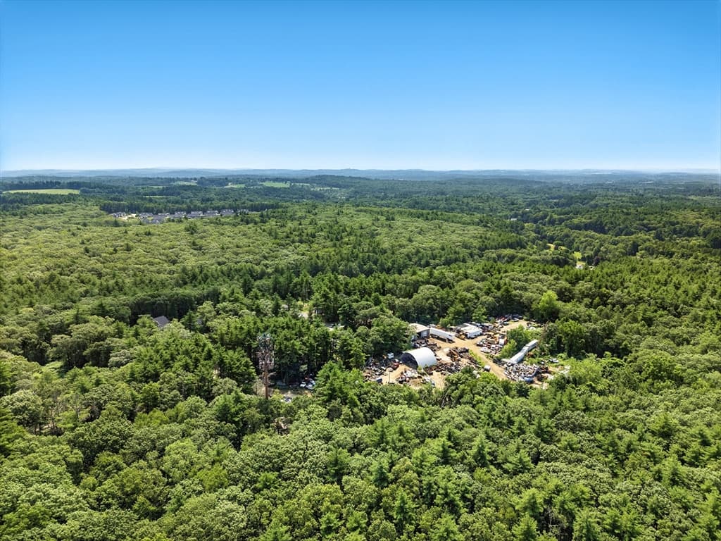 76 Coburn Rd, Berlin MA 01503