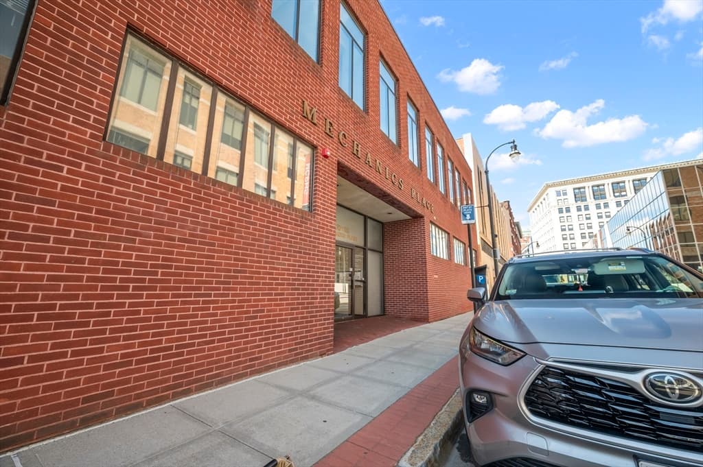 27 Mechanic St # 105, Worcester MA 01608 photo 23