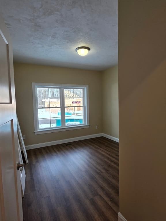 Condominium at 12 Fidelity Drive # 6, Rutland MA 01543, photo 5 of 8