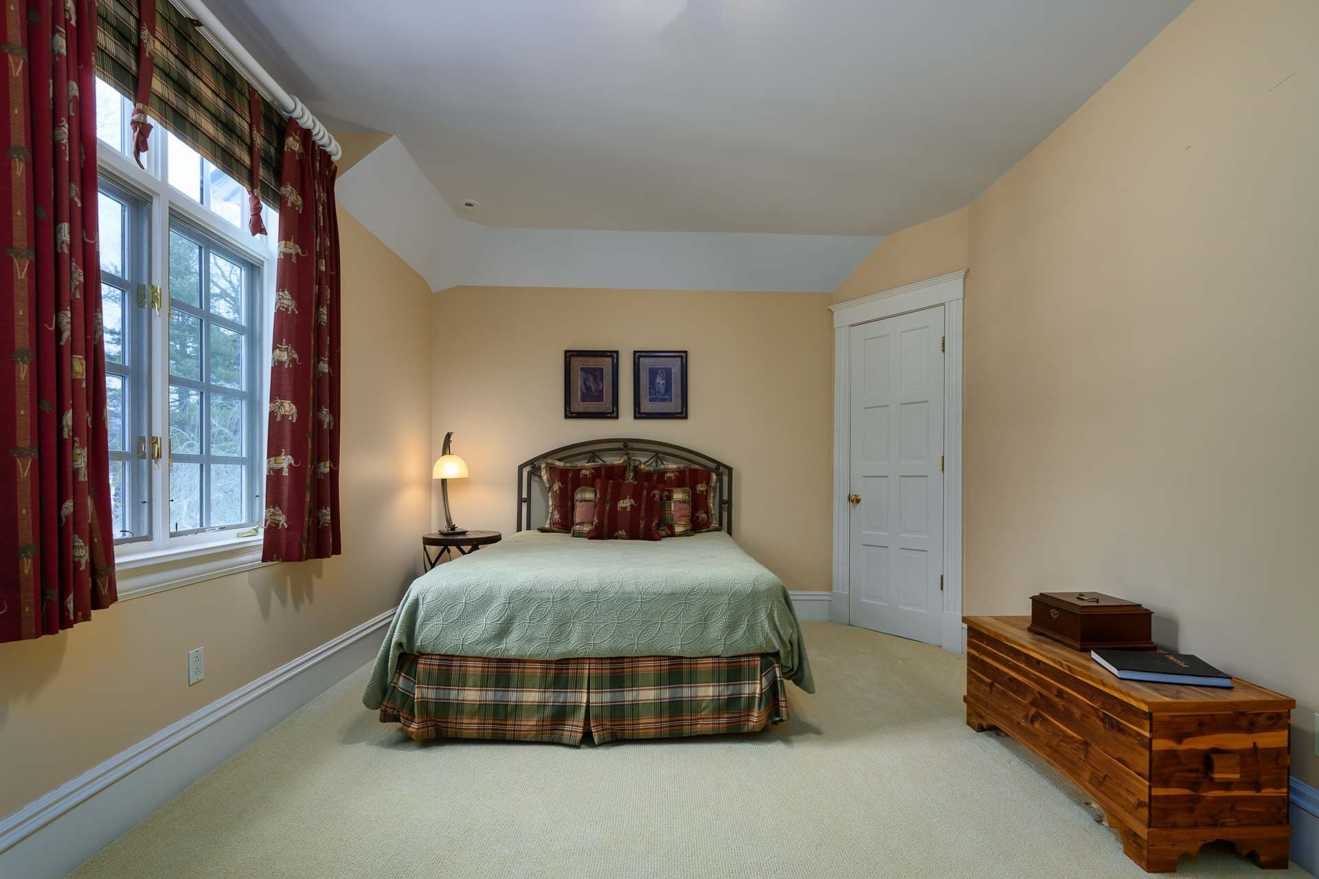 Single Family Residence at 12 Wyndemere Drive, Southborough MA 01772, photo 28 of 34