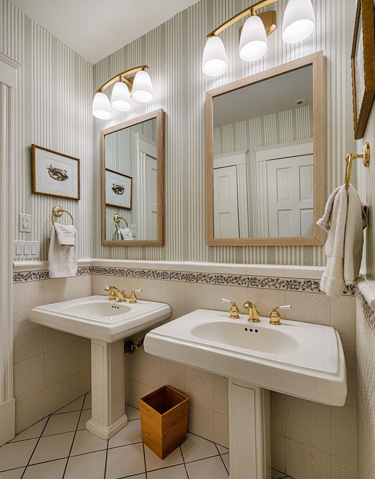 Single Family Residence at 12 Wyndemere Drive, Southborough MA 01772, photo 29 of 34