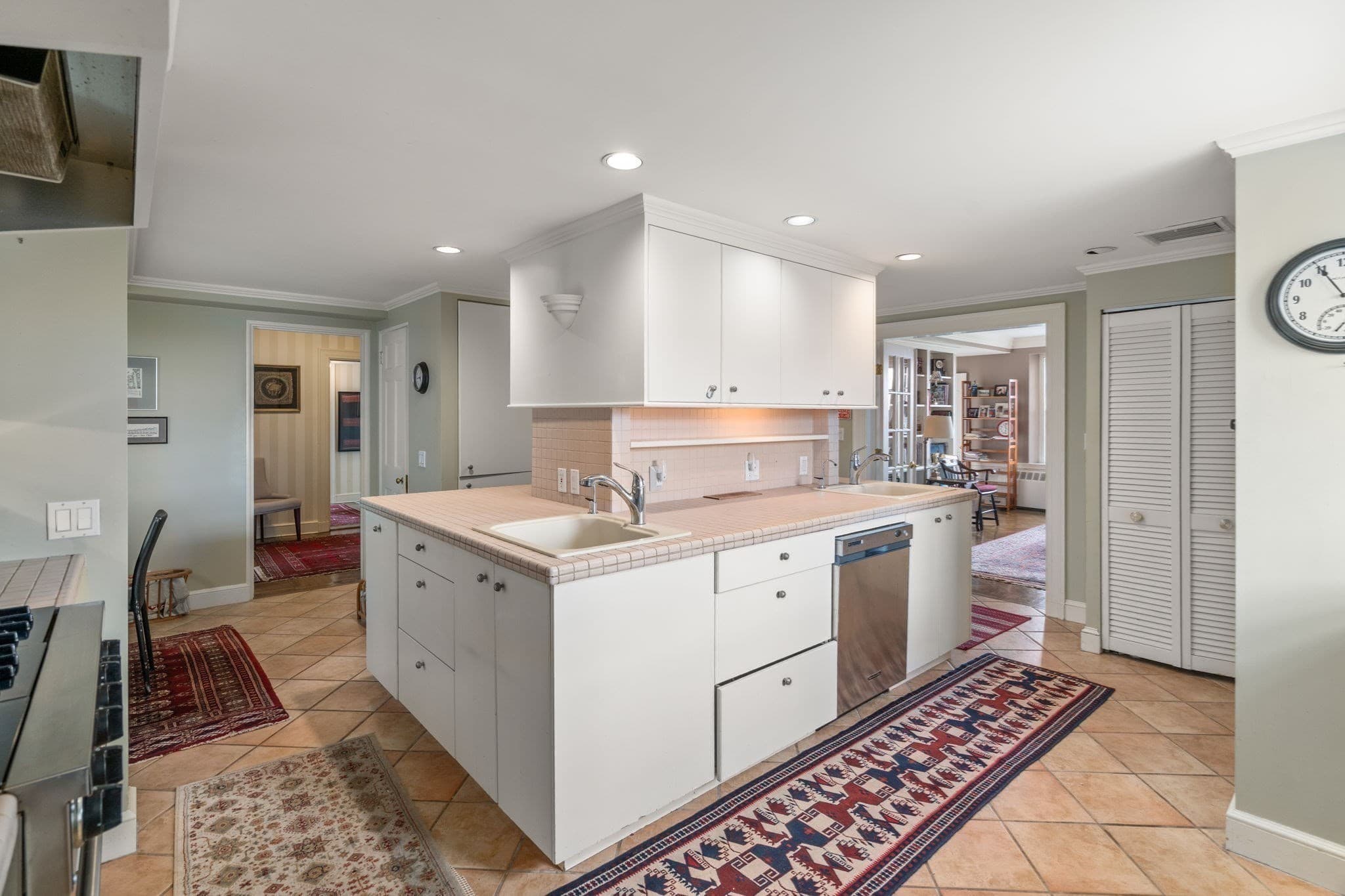 Stock Cooperative at 274 Beacon Street # 8R, Boston MA 02116, photo 8 of 21