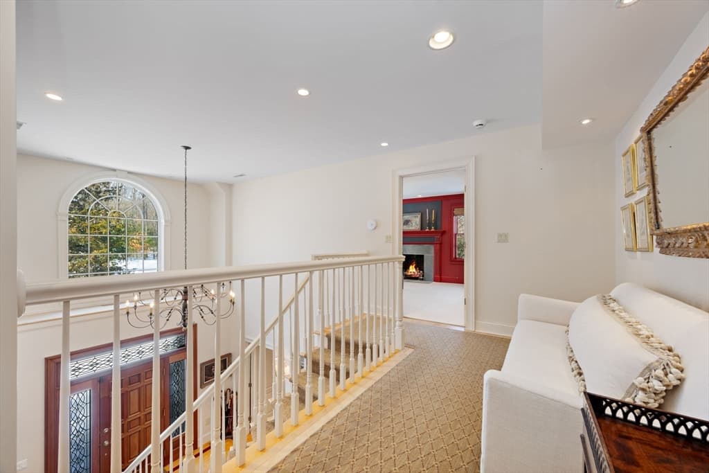Single Family Residence at 6 Eveningstar Drive, Amherst MA 01002, Amherst, photo 16 of 42