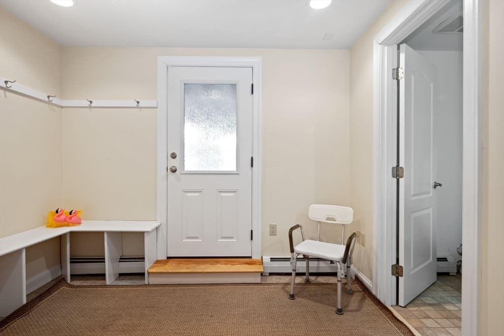 Single Family Residence at 6 Eveningstar Drive, Amherst MA 01002, Amherst, photo 34 of 42