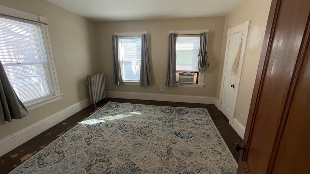 Single Family Residence at 24 Hampden St, West Springfield MA 01089, photo 10 of 18