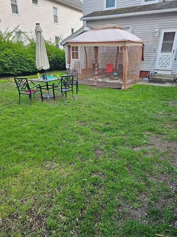 Single Family Residence at 24 Hampden St, West Springfield MA 01089, photo 15 of 18