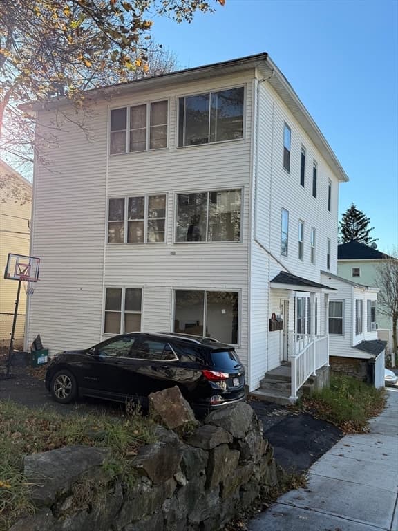 145 Eastern Ave, Worcester MA 01605 photo 13