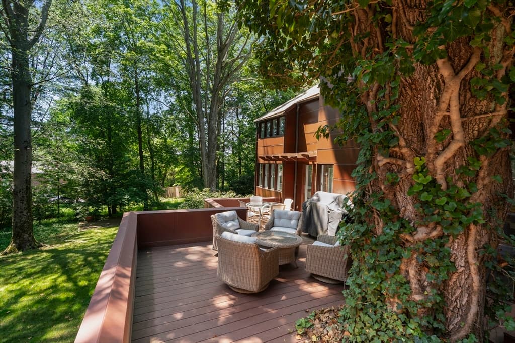 331 Heath Street, Brookline MA 02467 photo 14