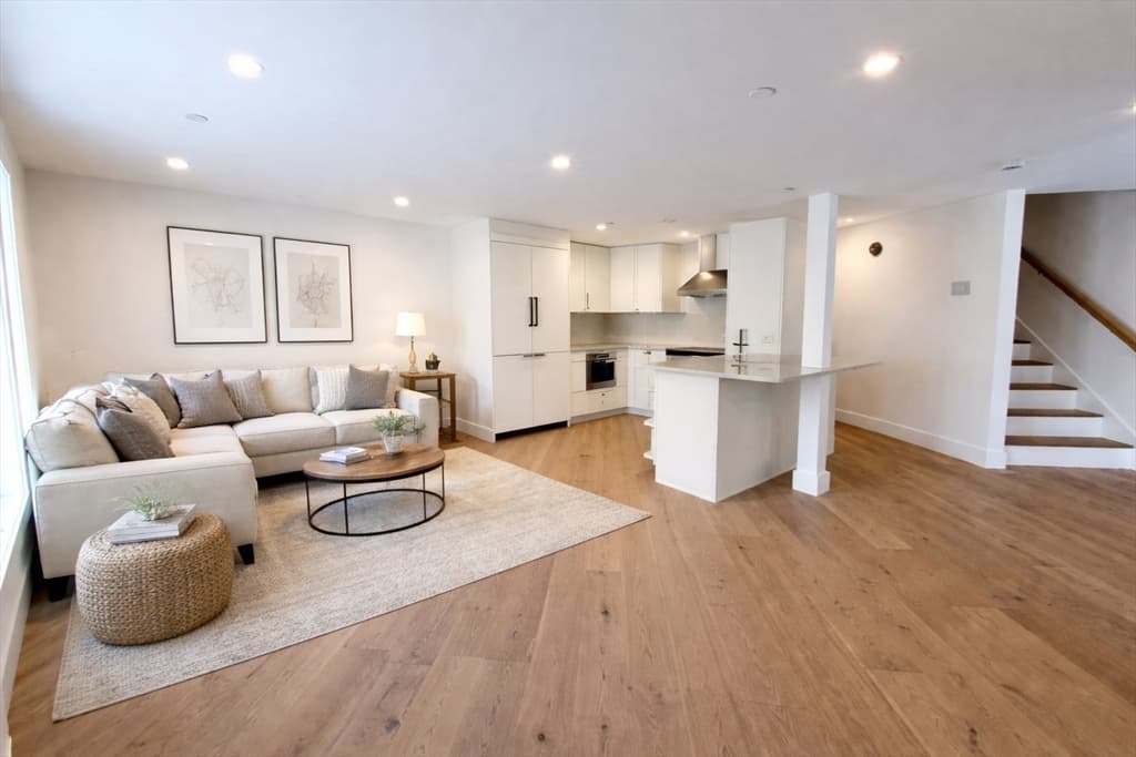 Condominium at 6 Elm Street # 6, Newton MA 02465, Newton, photo 4 of 27