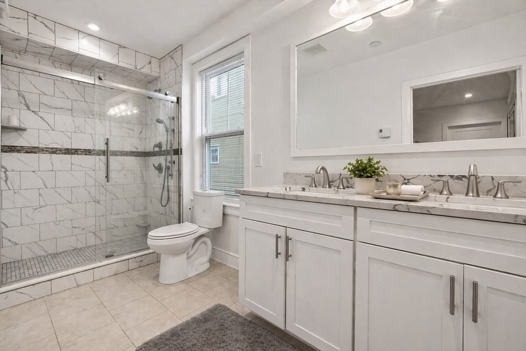 Condominium at 14 Farragut Ave. # 1, Somerville MA 02144, photo 8 of 12