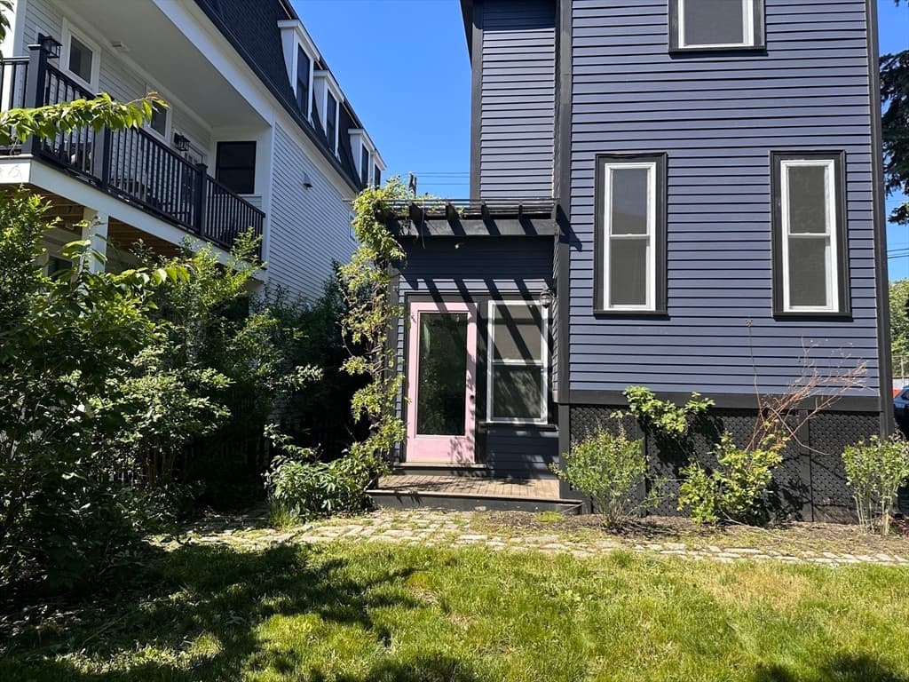 198 Byron St, Boston MA 02128 photo 27