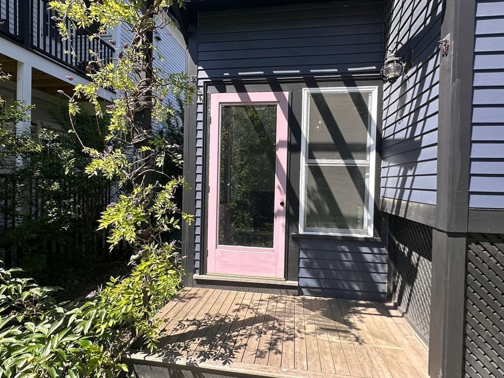 198 Byron St, Boston MA 02128 photo 25