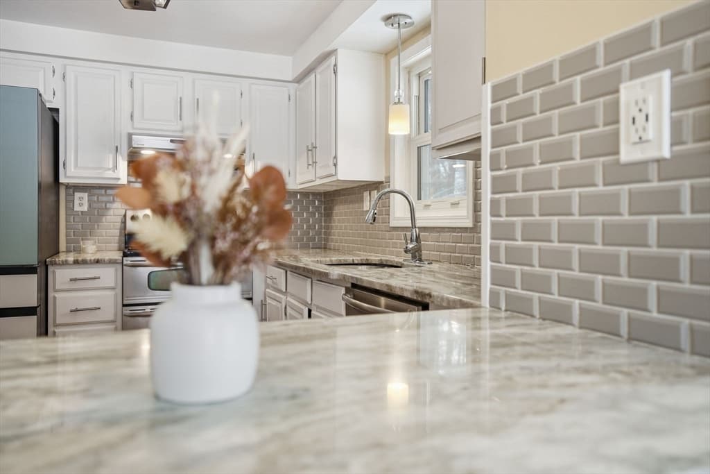 Single Family Residence at 66 Buttonwood Avenue, Sutton MA 01590, photo 17 of 42