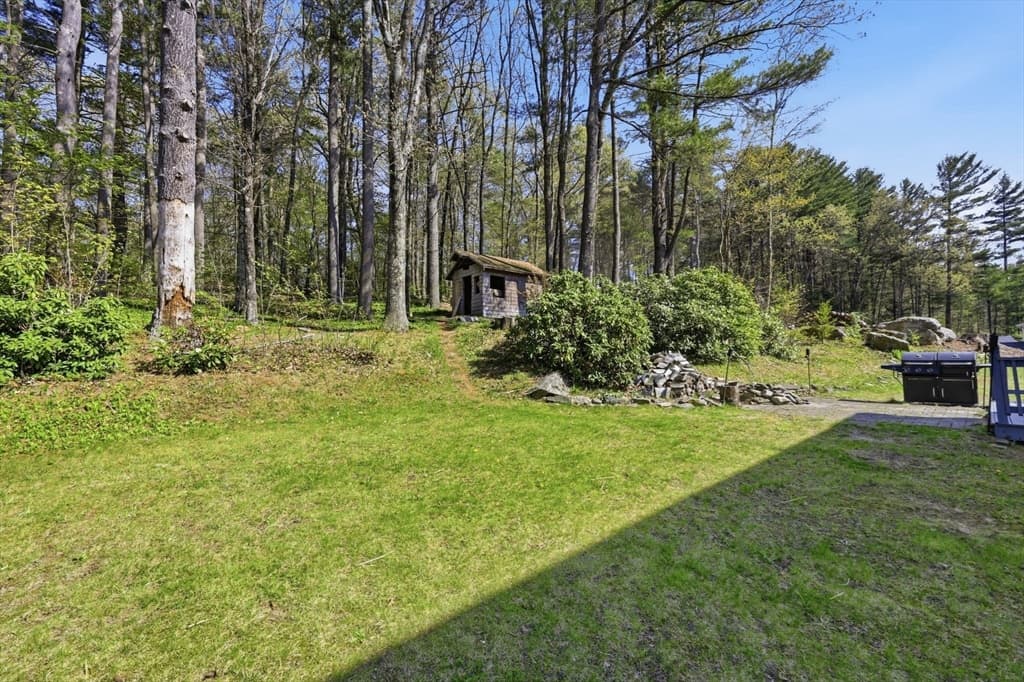 Single Family Residence at 66 Buttonwood Avenue, Sutton MA 01590, photo 41 of 42