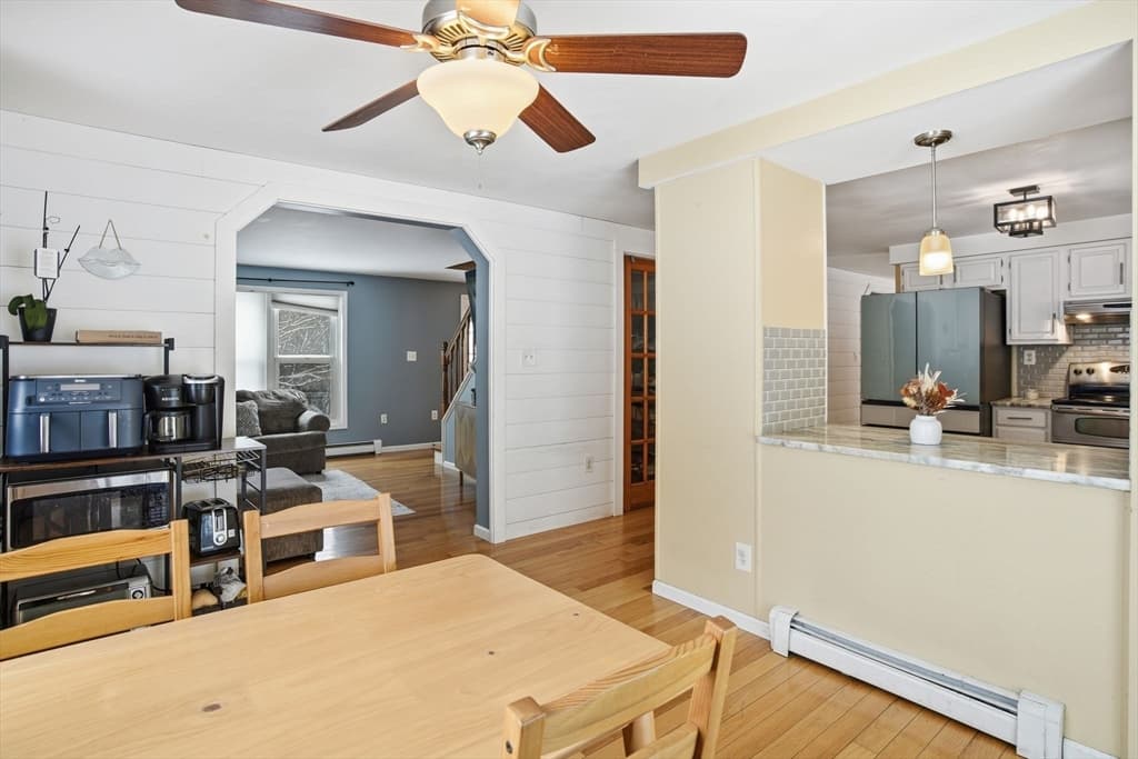 Single Family Residence at 66 Buttonwood Avenue, Sutton MA 01590, photo 15 of 42