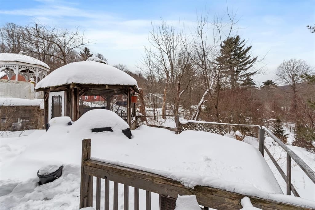 Single Family Residence at 6 Henry Rd, Wales MA 01081, photo 3 of 18