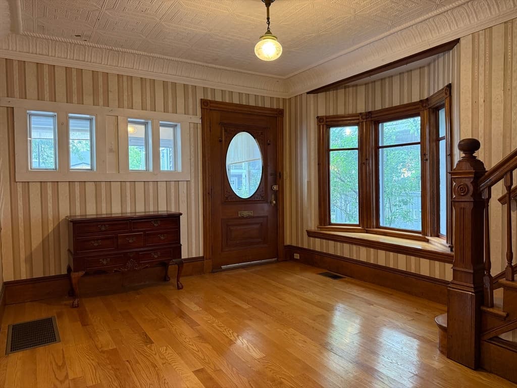 Single Family Residence at 79 Willow Ave, Somerville MA 02144, photo 4 of 37