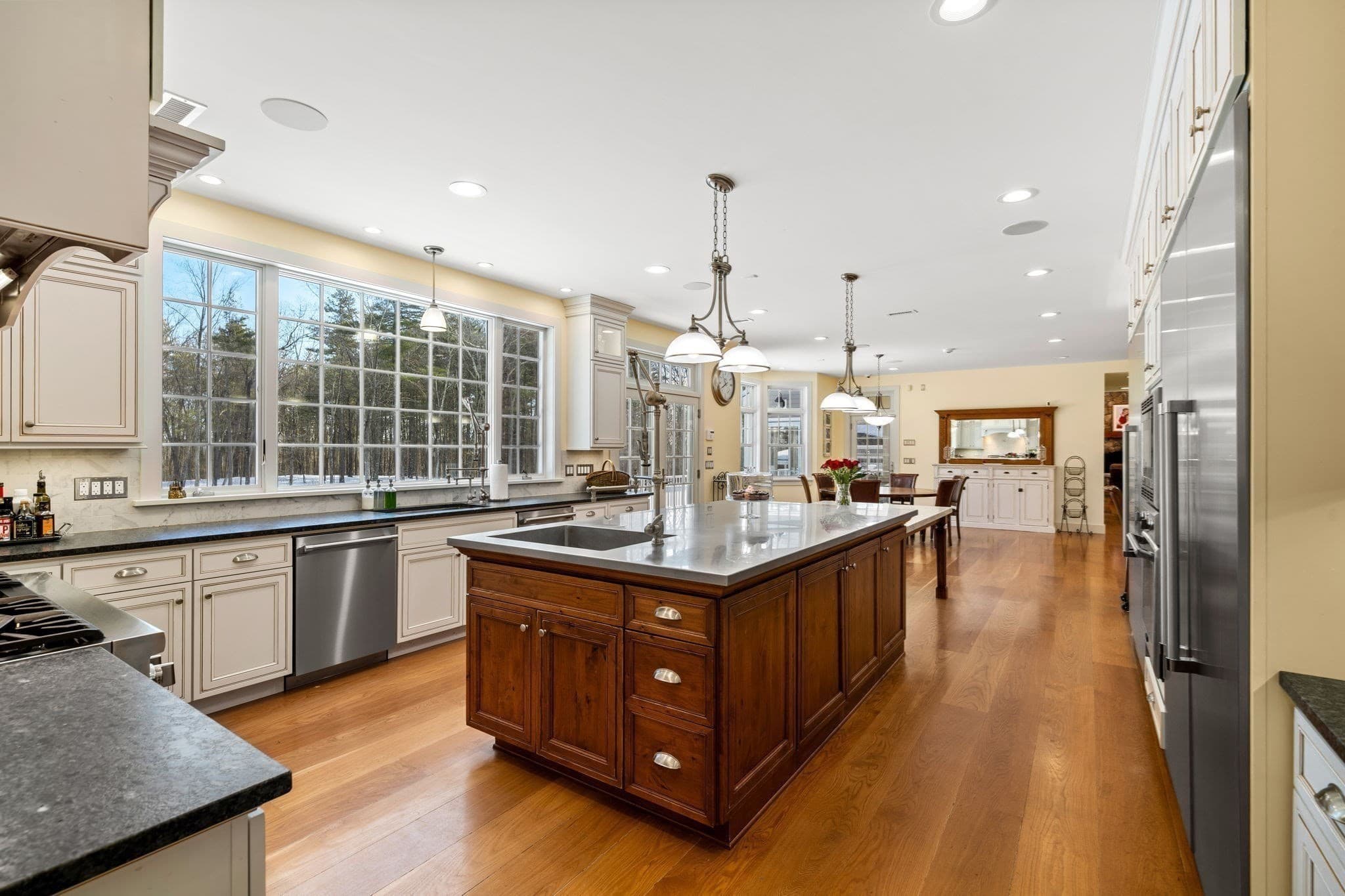Single Family Residence at 72 Dale Lane, Groton MA 01450, photo 9 of 42